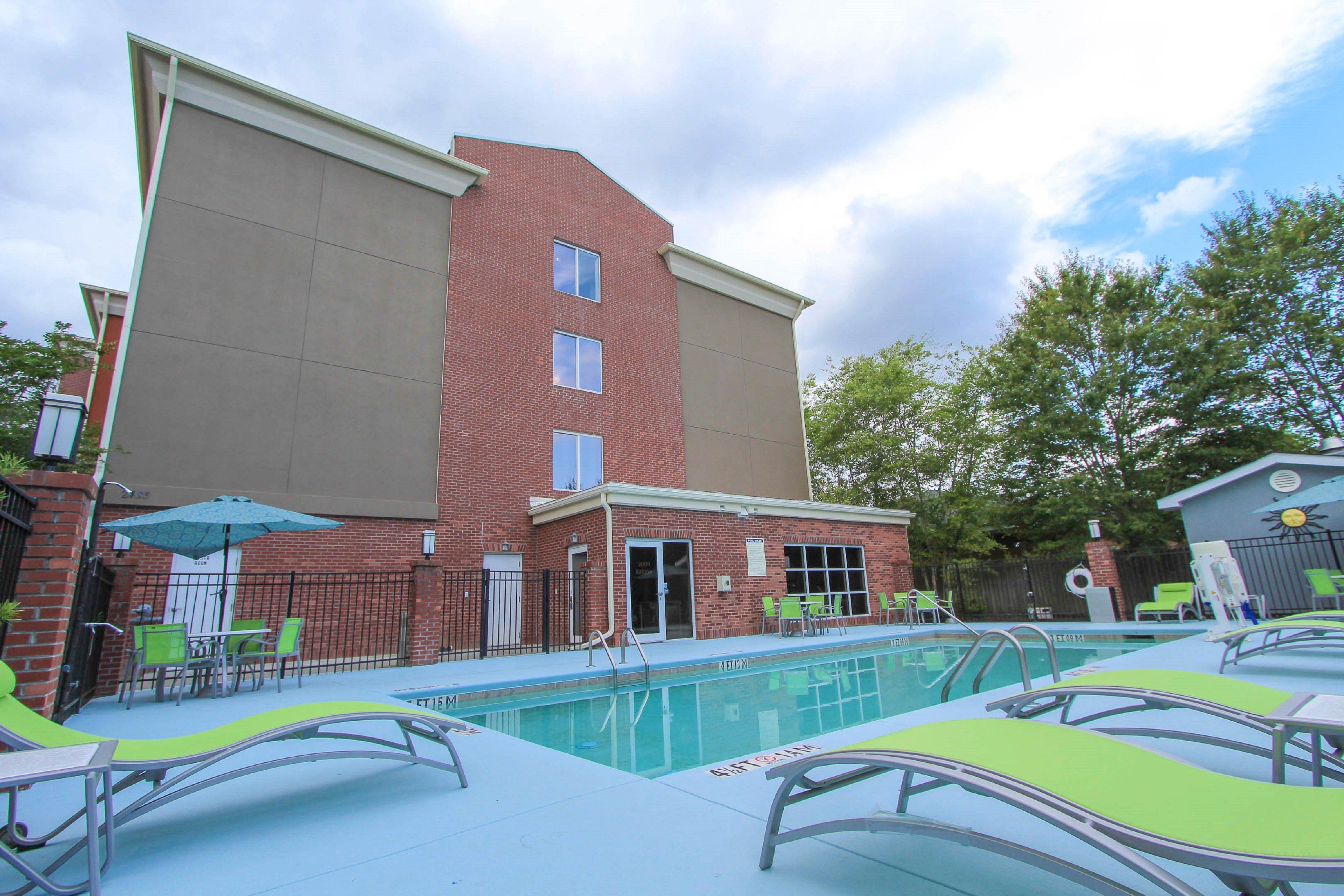 Holiday Inn Express Hotel & Suites Charleston - North By Ihg North Charleston Exterior photo