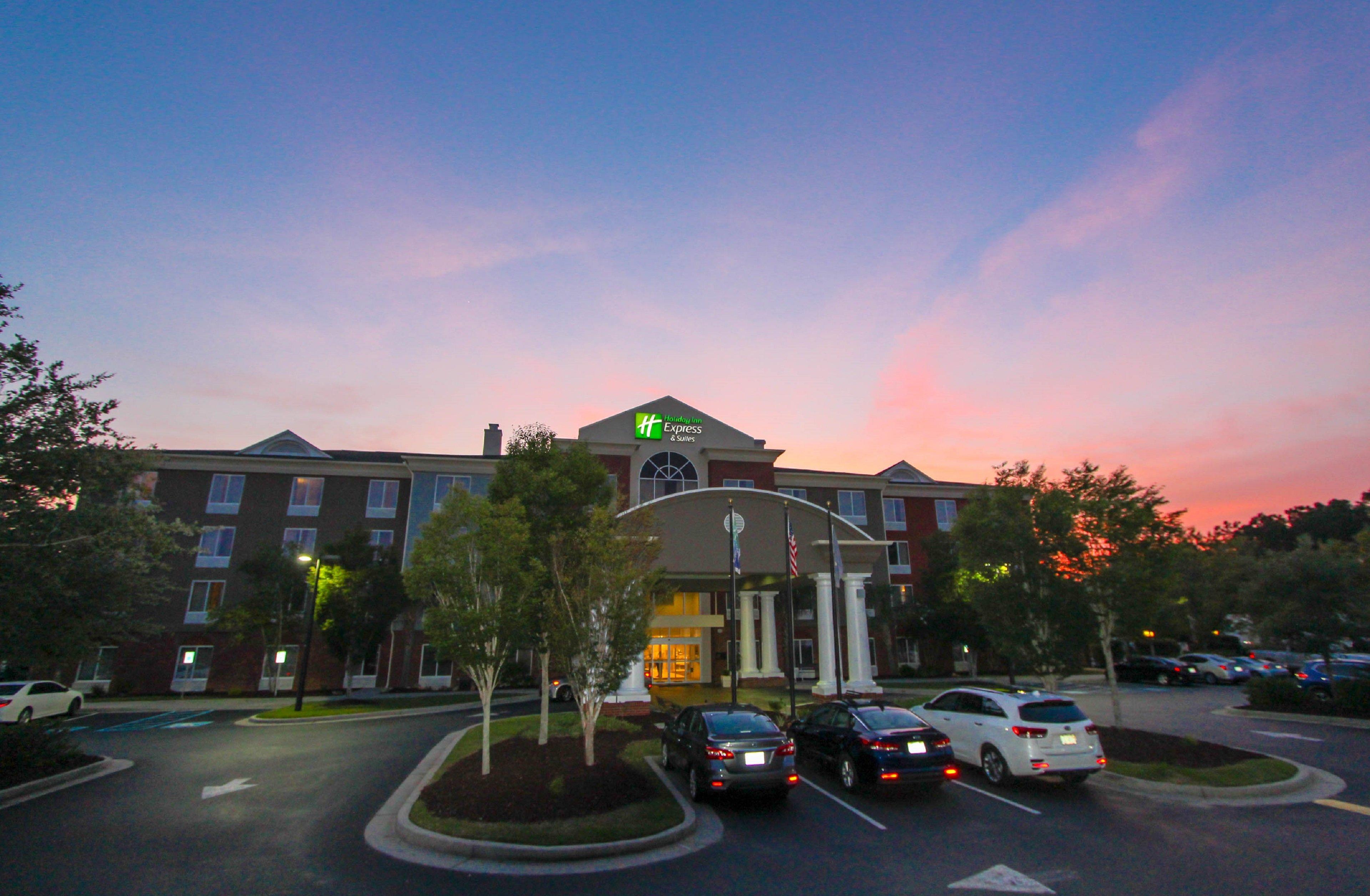Holiday Inn Express Hotel & Suites Charleston - North By Ihg North Charleston Exterior photo